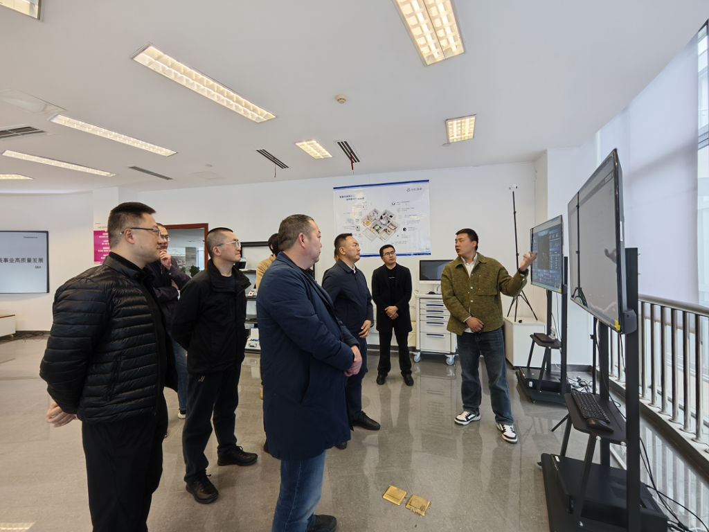 省市残联领导联合调研 科技助老助残开启新篇章 省市残联领导联合调研 科技助老助残开启新篇章